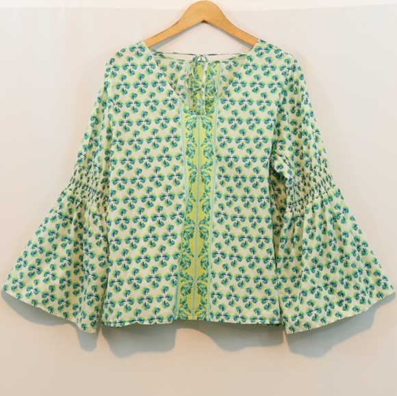 Crown & Ivy Cotton Printed Bell Sleeve Top - Picture 2 of 8